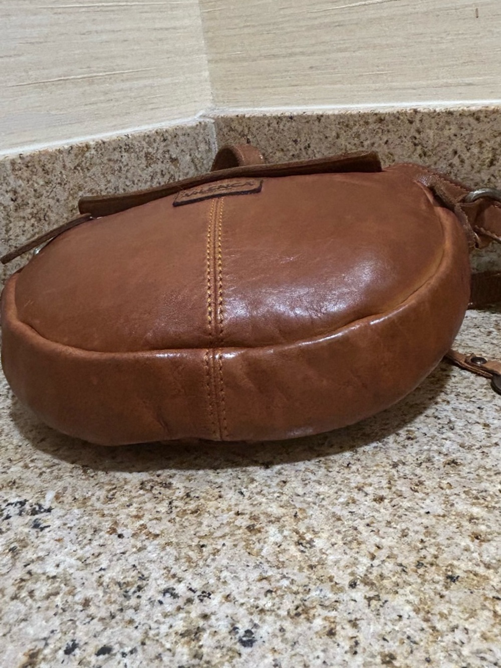 Vilenca Holland Vintage Brown Woven Round Crossbody Bag - Picture 9 of 16